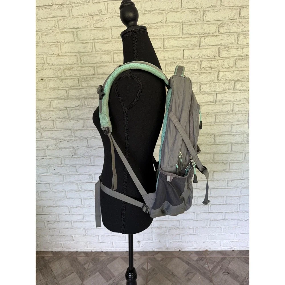 The North Face Recon Backpack Gray Teal Daypack Hiking School Travel Bag